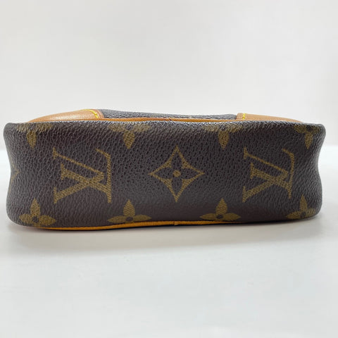 LOUIS VUITTON Dunouve Shoulder Bag Brown WS32671