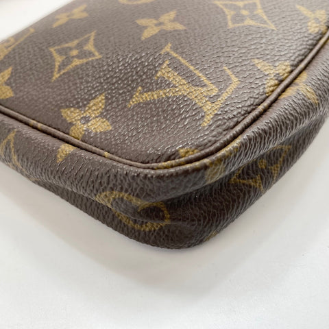 LOUIS VUITTON Pochette Accessoires Handbag Brown WS32672
