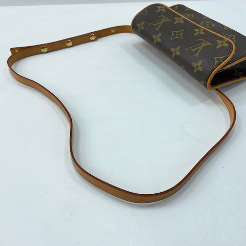 LOUIS VUITTON Pochette Florentine Waist bag Brown WS32718