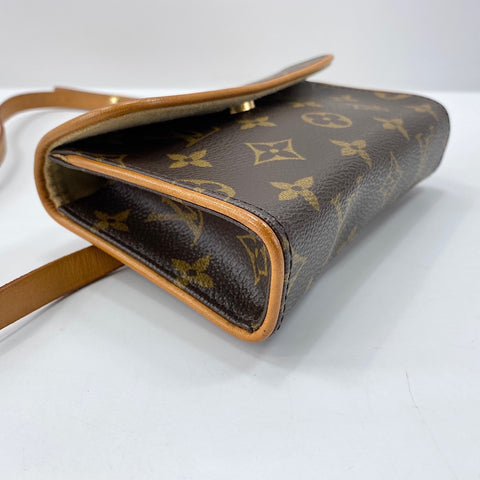LOUIS VUITTON Pochette Florentine Waist bag Brown WS32718