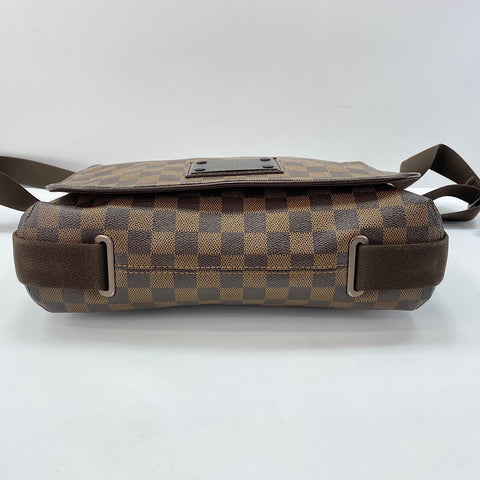 LOUIS VUITTON Brooklyn MM Shoulder Bag Brown WS32723