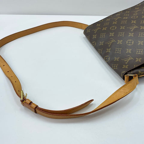 LOUIS VUITTON Muset Shoulder Bag Brown WS32726