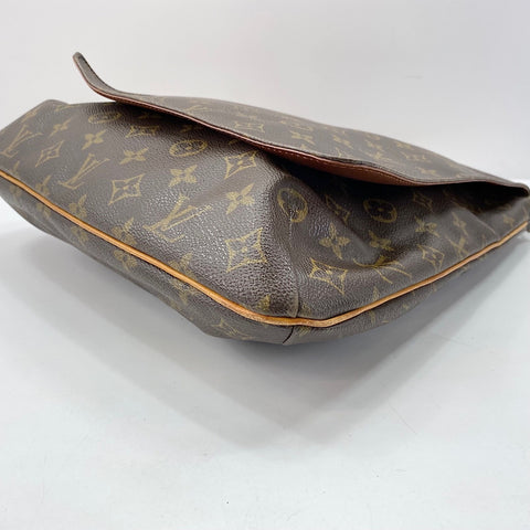 LOUIS VUITTON Muset Shoulder Bag Brown WS32726
