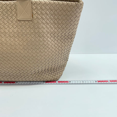 BOTTEGAVENETA INTRECCIATO Tote Bag leather beige WS32740