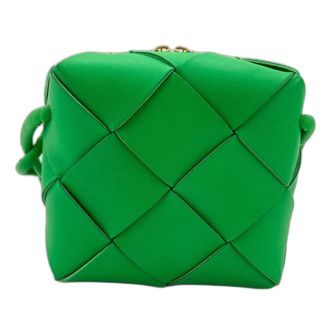 BOTTEGAVENETA MAXI INTRECCIATO Shoulder Bag leather green WS32742