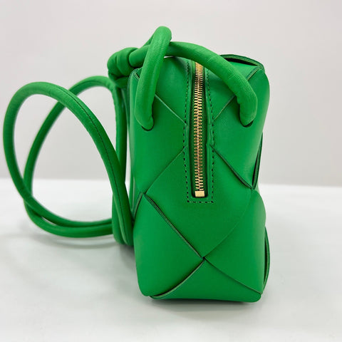 BOTTEGAVENETA MAXI INTRECCIATO Shoulder Bag leather green WS32742