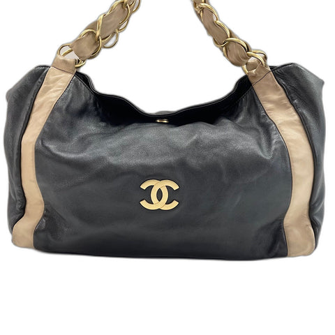 CHANEL Olsen Handbag lambskin black WS32752