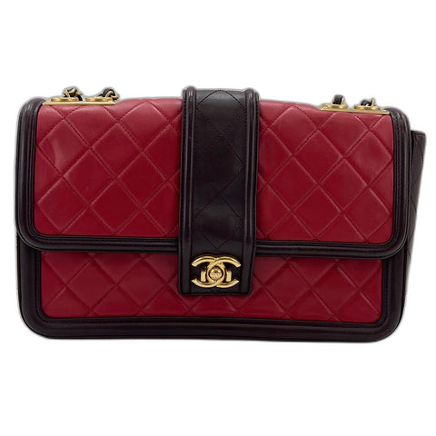 CHANEL Matrasse 30 Shoulder Bag lambskin Red WS32753