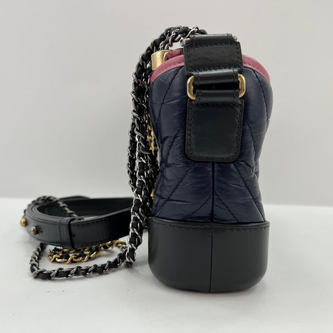 CHANEL Gabriel Do Shoulder Bag leather Navy WS32755