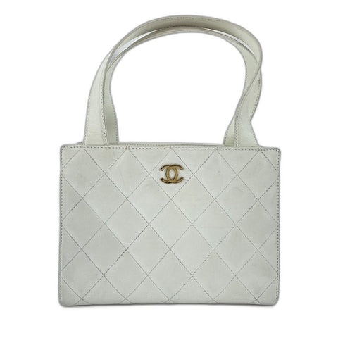 CHANEL Matelasse Handbag lambskin white WS32756