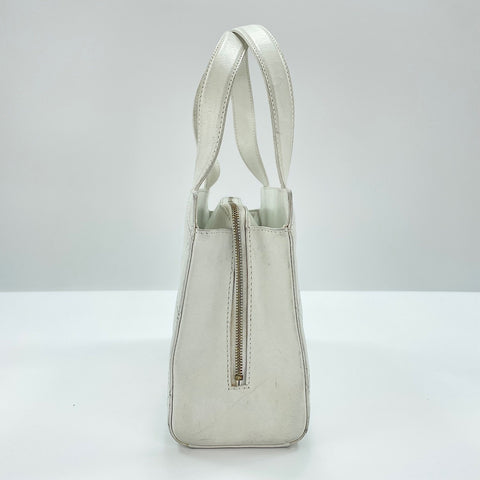 CHANEL Matelasse Handbag lambskin white WS32756