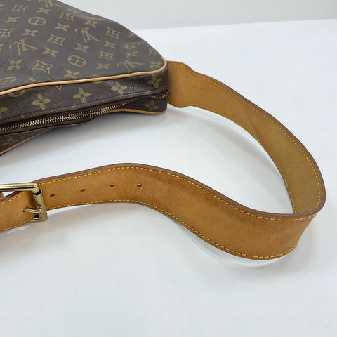 LOUIS VUITTON Croissant GM Shoulder Bag Brown WS32767