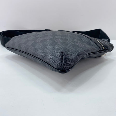 LOUIS VUITTON Tomas Shoulder Bag black WS32771