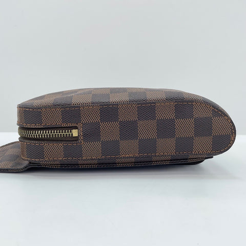 LOUIS VUITTON Geronimos body bag Brown WS32773