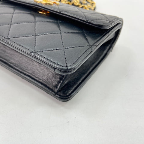 CHANEL Mini matrasse Shoulder Bag lambskin black WS32779