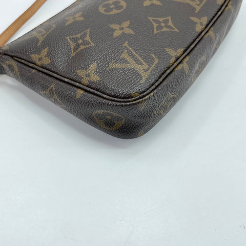 LOUIS VUITTON Pochette Accessoires Handbag Brown WS32789