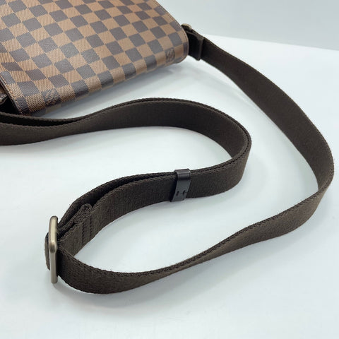 LOUIS VUITTON District PM Shoulder Bag Brown WS32793