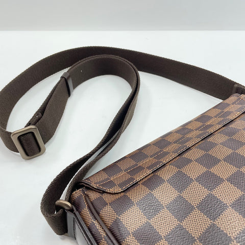 LOUIS VUITTON District PM Shoulder Bag Brown WS32793