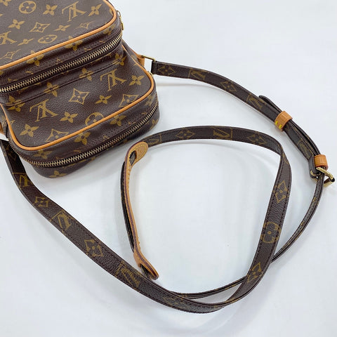 LOUIS VUITTON Amazon Shoulder Bag Brown WS32800