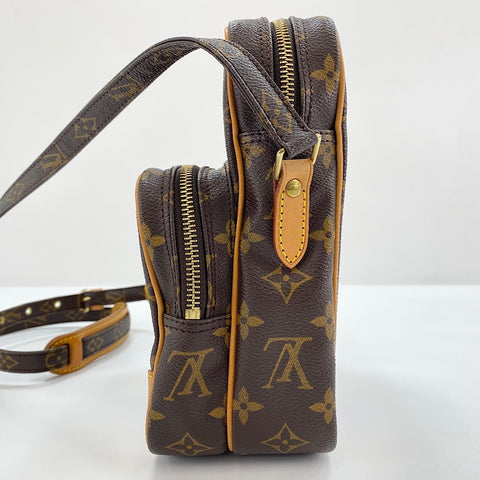 LOUIS VUITTON Amazon Shoulder Bag Brown WS32800