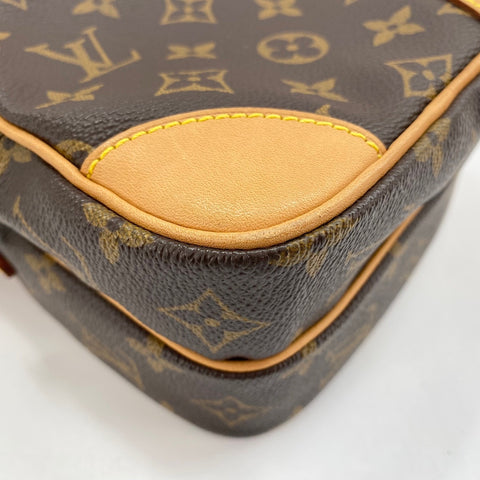 LOUIS VUITTON Amazon Shoulder Bag Brown WS32800