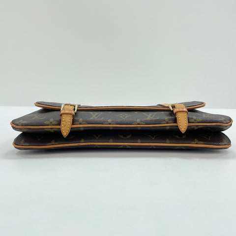 LOUIS VUITTON Marel Shoulder Bag Brown WS32805