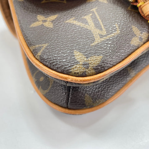 LOUIS VUITTON Marel Shoulder Bag Brown WS32805