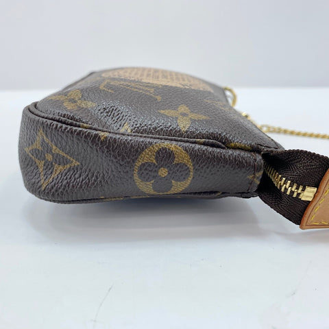 LOUIS VUITTON Mini Pochette Accessoires Handbag Brown WS32812