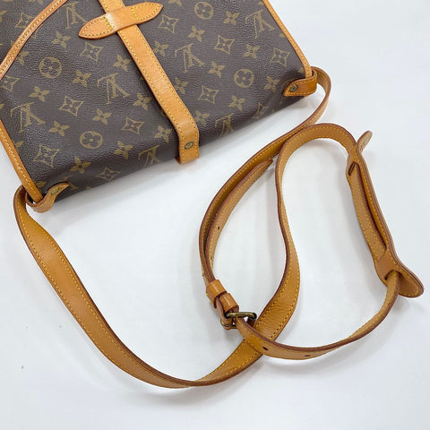 LOUIS VUITTON Saumur 30 Shoulder Bag Brown WS32823