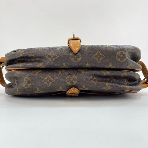 LOUIS VUITTON Saumur 30 Shoulder Bag Brown WS32823