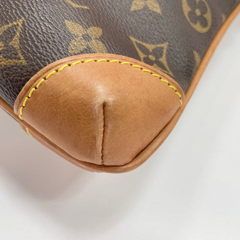 LOUIS VUITTON Kuusan GM Shoulder Bag Brown WS32827