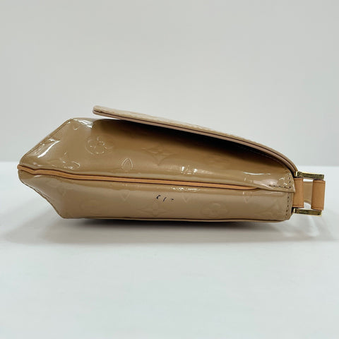 LOUIS VUITTON Thompson Street Shoulder Bag beige WS32828