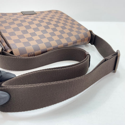 LOUIS VUITTON District PM Shoulder Bag Brown WS32831