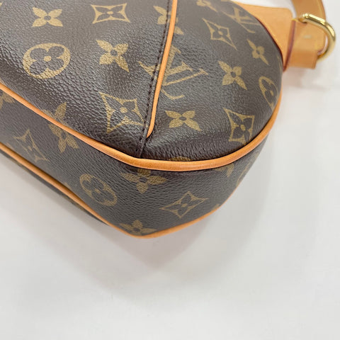 LOUIS VUITTON テムズ PM Shoulder Bag Brown WS32833