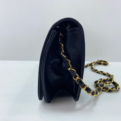CHANEL Matrasse Shoulder Bag lambskin black WS32845
