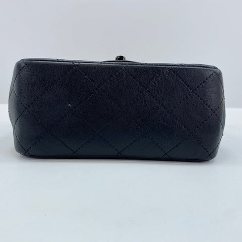 CHANEL Mini matrasse Shoulder Bag leather black WS32874
