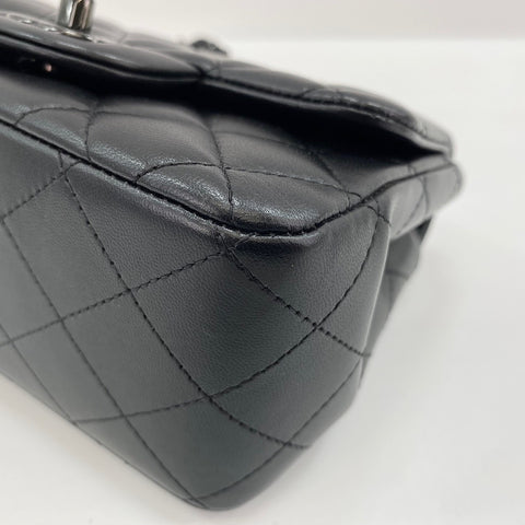 CHANEL Mini matrasse Shoulder Bag lambskin black WS32875