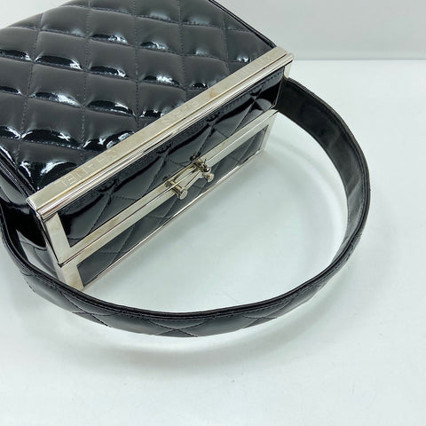 CHANEL Matrasse Handbag enamel black WS32929