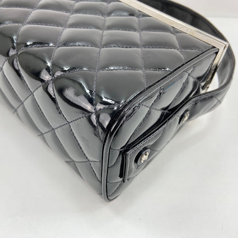 CHANEL Matrasse Handbag enamel black WS32929