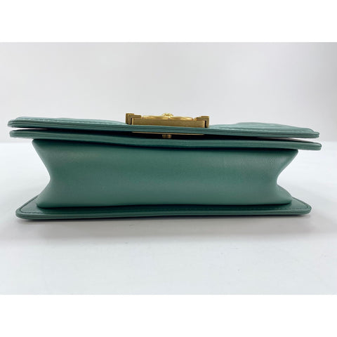CHANEL Boy chanel Shoulder Bag lambskin green WS33000