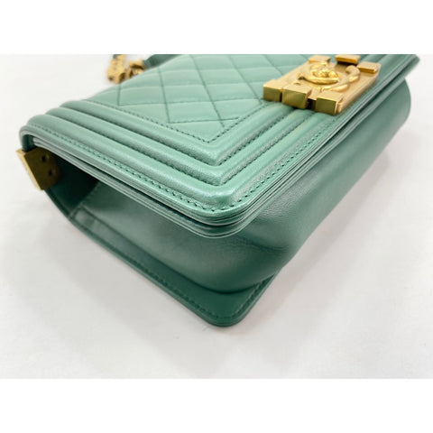 CHANEL Boy chanel Shoulder Bag lambskin green WS33000