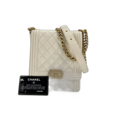 CHANEL Boy Chanel vertical Shoulder Bag white WS33040