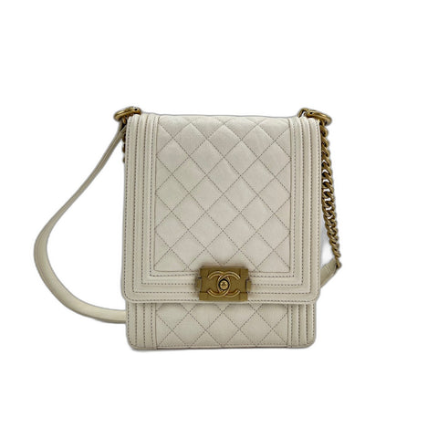 CHANEL Boy Chanel vertical Shoulder Bag white WS33040
