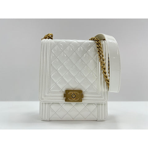 CHANEL Boy chanel Shoulder Bag Patent leather white WS33041