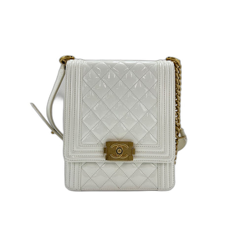 CHANEL Boy chanel Shoulder Bag Patent leather white WS33041
