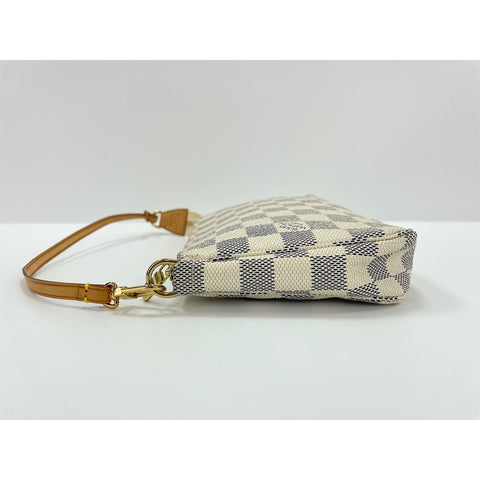 LOUIS VUITTON Pochette Accessoires Handbag white WS33053