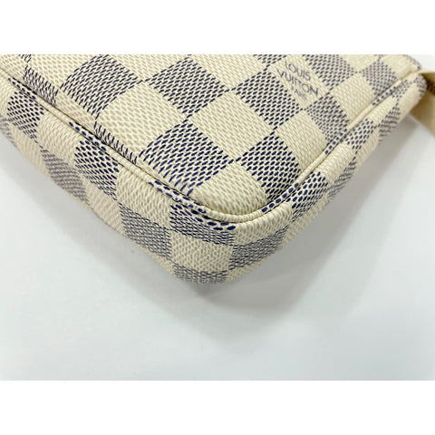 LOUIS VUITTON Pochette Accessoires Handbag white WS33053