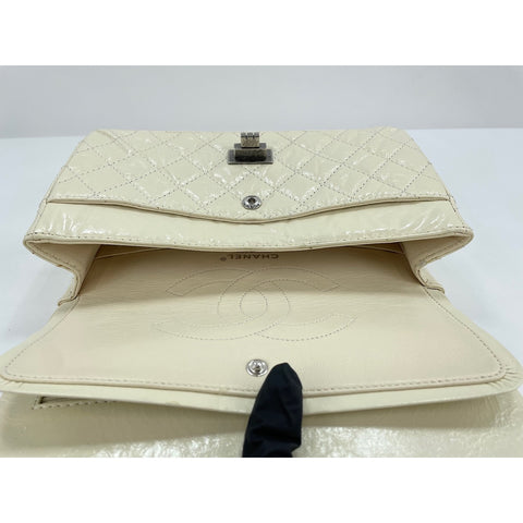 CHANEL Matrasse Shoulder Bag lambskin white WS33072