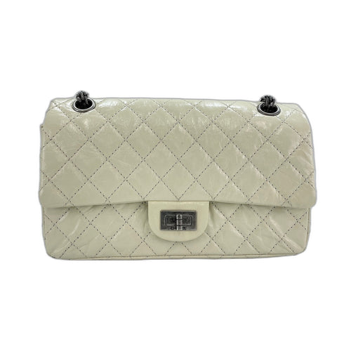 CHANEL Matrasse Shoulder Bag lambskin white WS33072