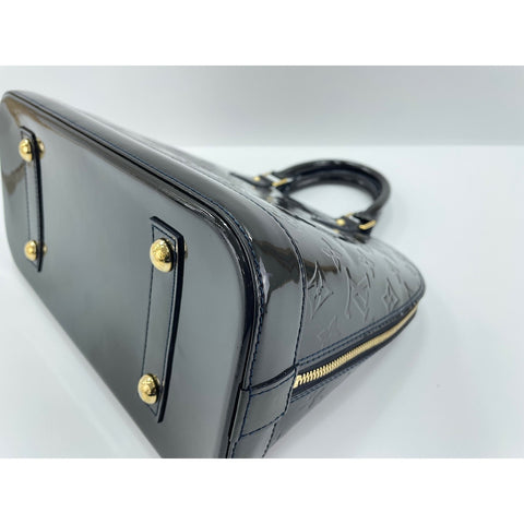 LOUIS VUITTON Alma Handbag black WS33075